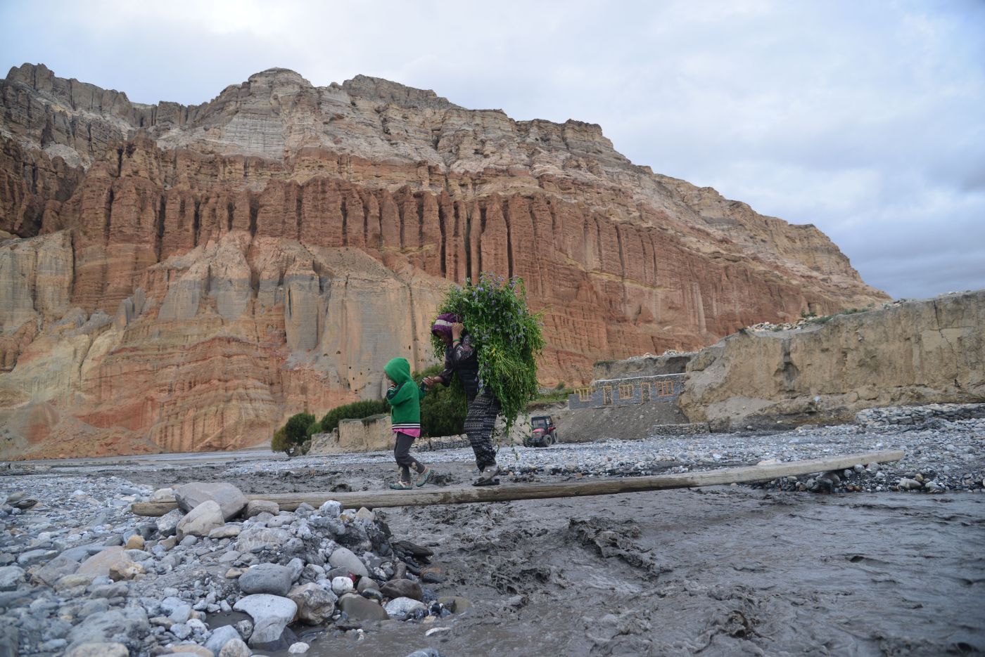 Upper Mustang Jeep Tour 6 Days — photo 3