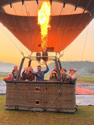 Hot air baloon in pokhara
