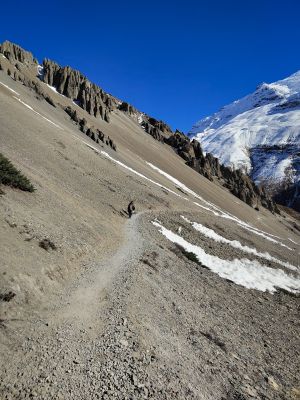 Annapurna Circuit Trek with Tilicho Lake 12 Days photo 7